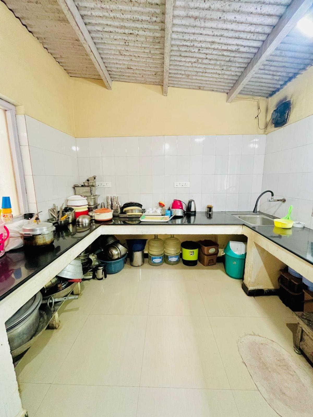Nilgiris Inn Котагири Екстериор снимка