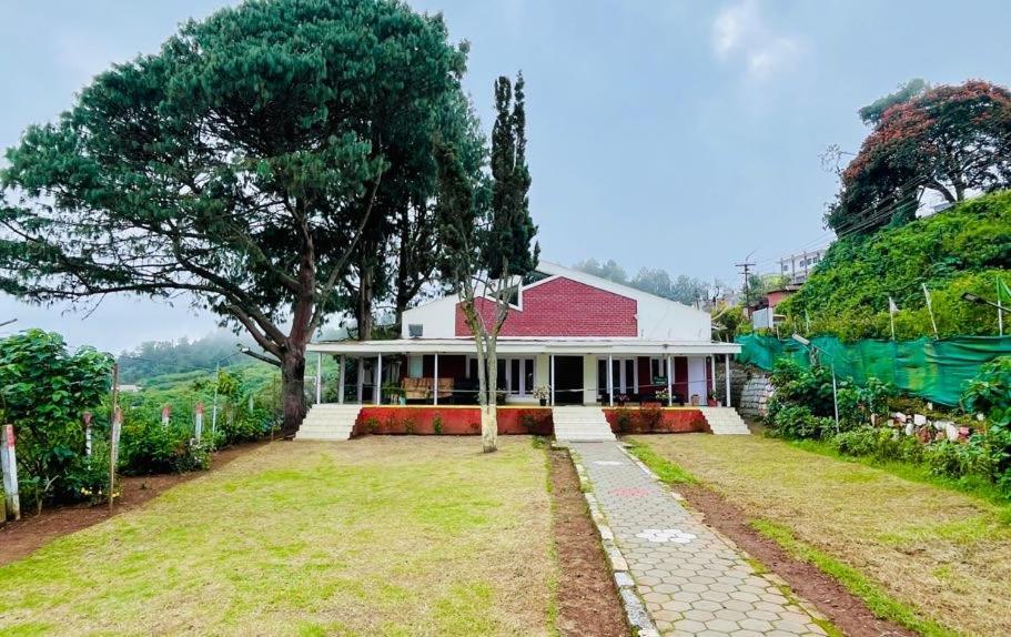 Nilgiris Inn Котагири Екстериор снимка
