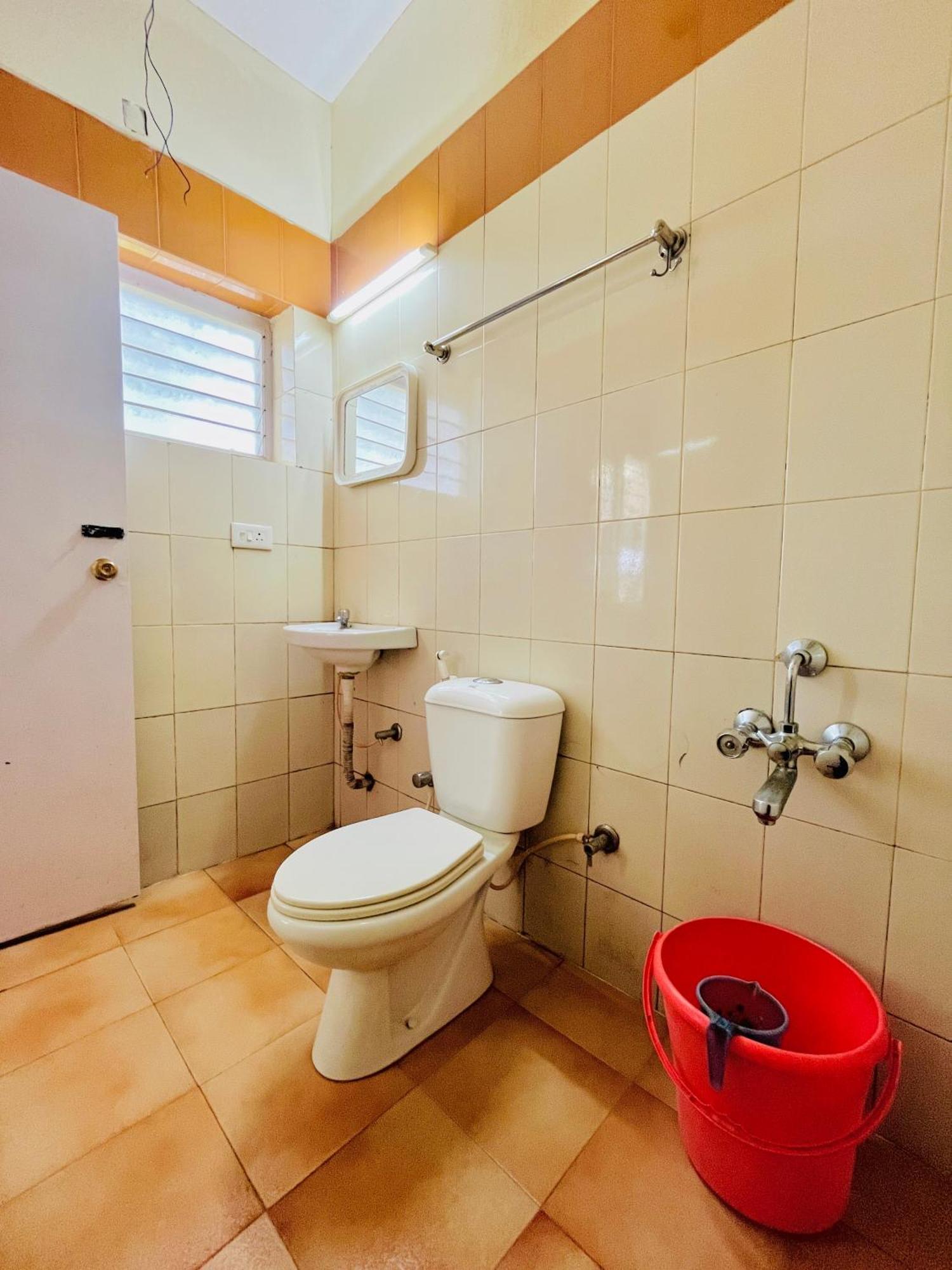 Nilgiris Inn Котагири Екстериор снимка